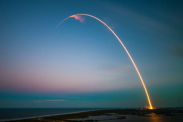 حمایت توکنیزهشده از سهام SpaceX با مشکل بازپرداخت پس از لغو تخصیصها