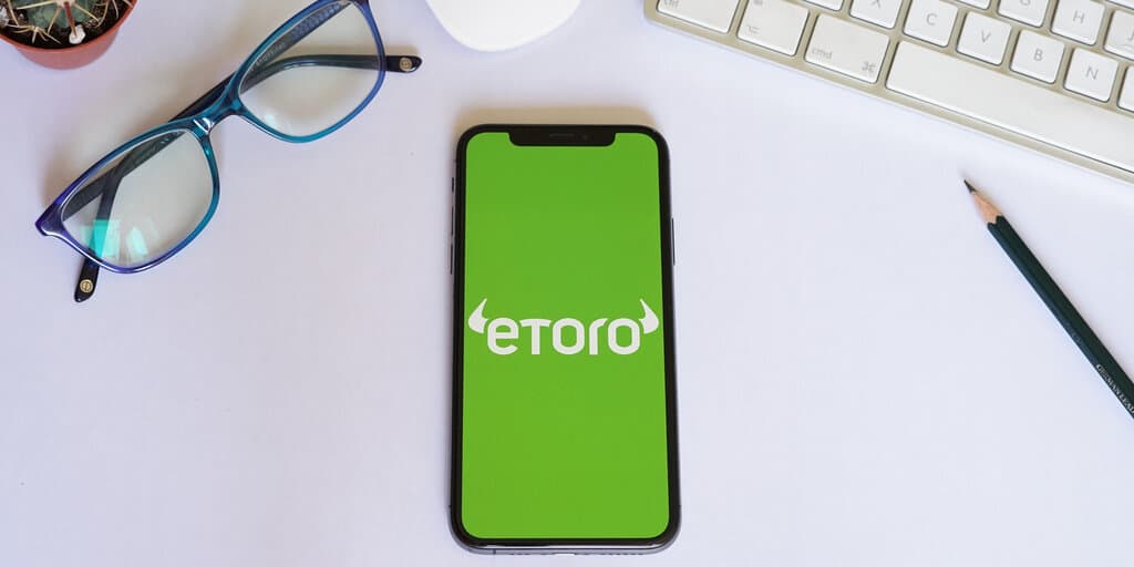 eToro در آمریکا با خرید TradeZero به ارزش ۲۳۱ میلیون دلار توسعه میدهد
